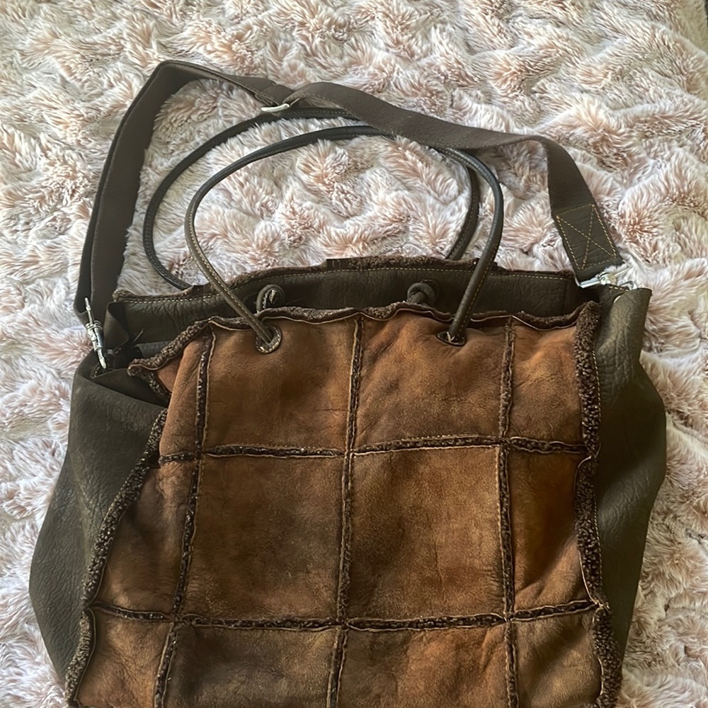 La Busteria 23 suede bag